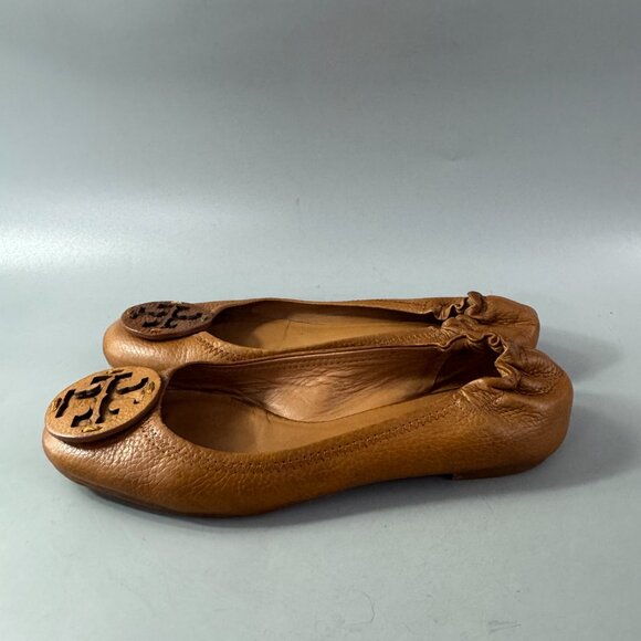 Tory Burch British Tan Leather Reva Flats Tumbled Leather Logo - Picture 5 of 13